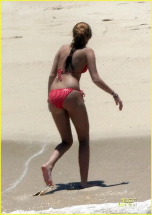 Miley Cyrus en playas de México 3-83