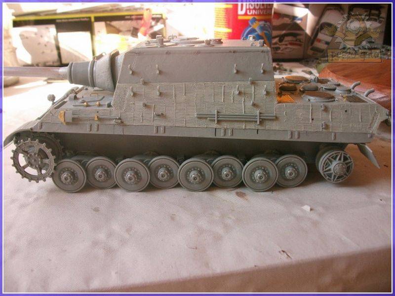 Jagdtiger "Abteilung 653 , 1945" terminado 23-05-12 - Página 2 64JAGDTIGER653peazo-gato