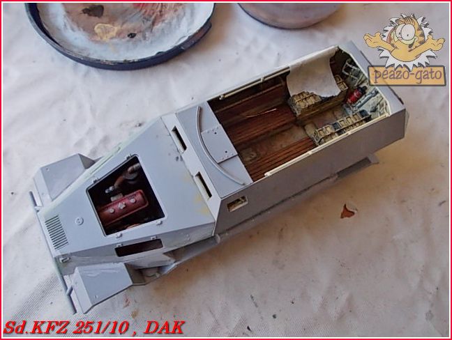 SD.KFZ 251/10 ausf b , DAK (terminado 27-01-13) 67SDKFZ251DAKPeazo-Gato