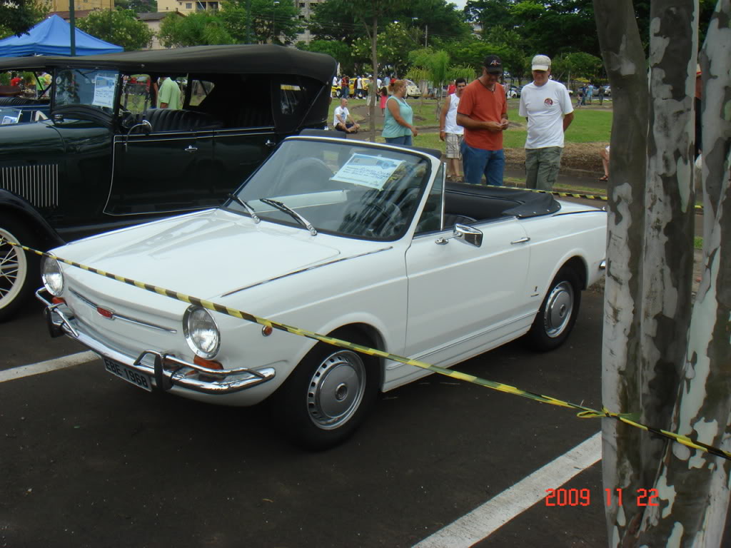 4o Encontro de Autos Antigos de São Carlos - SP. DSC04173