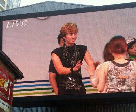 Kim Hyung Jun 2012 2nd Story in Japan ~ ZEPP Tour ~ 527366_505365636144922_1083067840_n