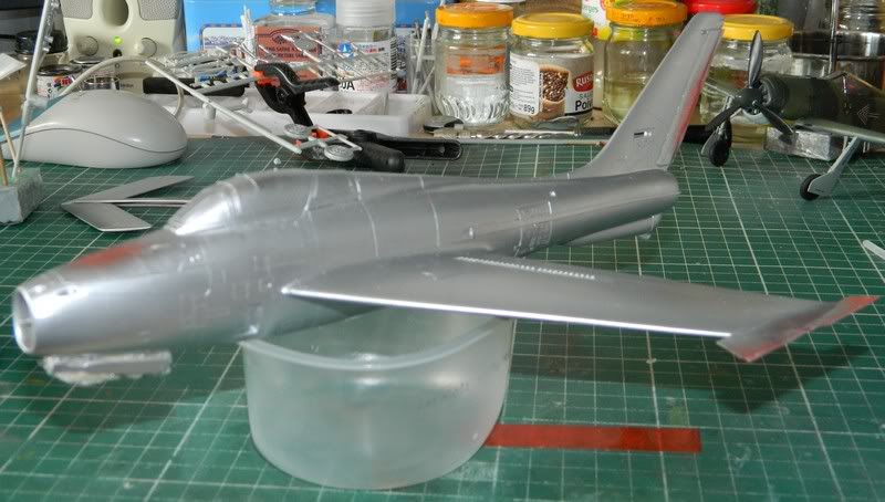 F84F Thunderstreak [Redux Model] 1/48 24