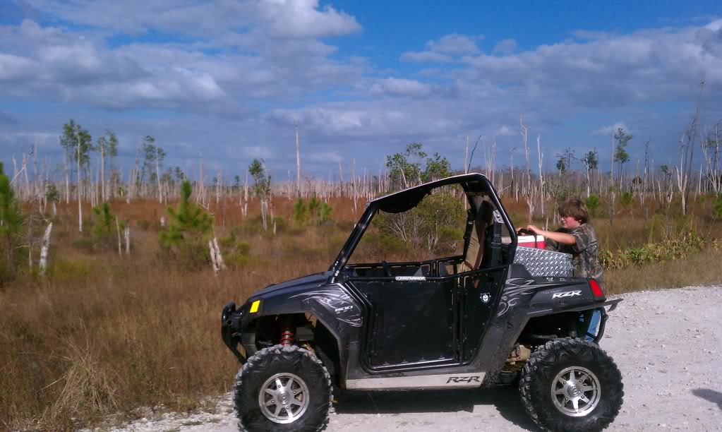 Everglades ride and hog hunt  83cdd5f0-4b76-4e7a-8585-4dd5f476d358