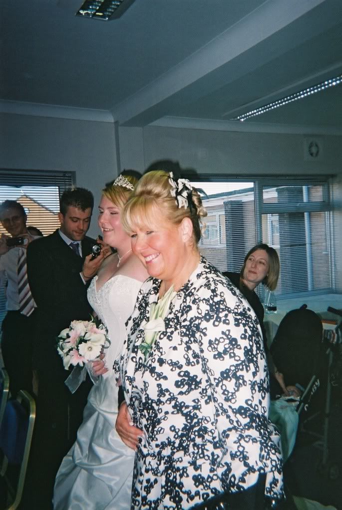 *26th September 2009* - 1st JOC Wedding!!!! - Page 2 CNV00003