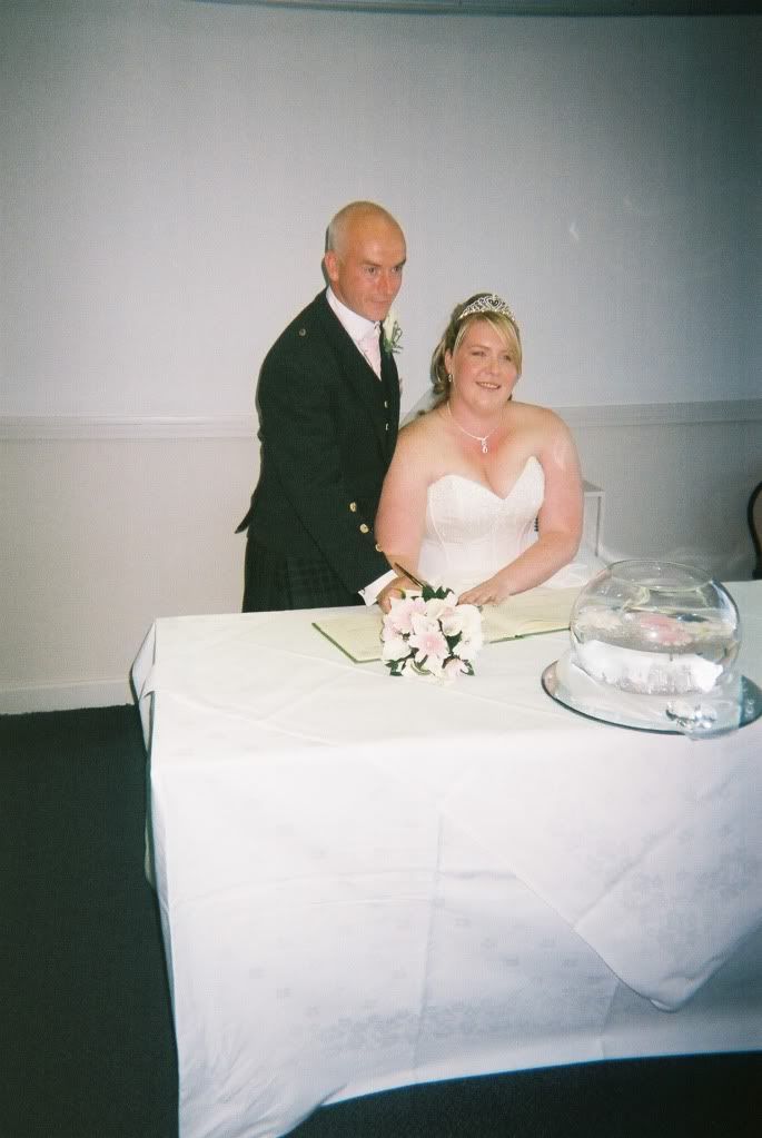 *26th September 2009* - 1st JOC Wedding!!!! - Page 2 CNV00009