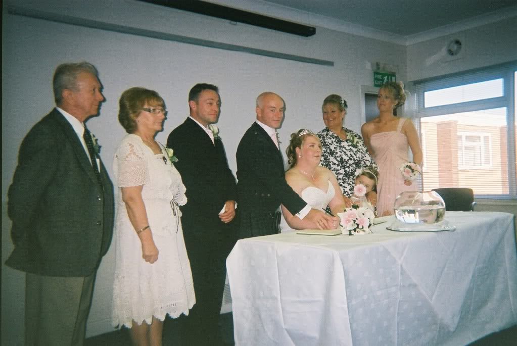 *26th September 2009* - 1st JOC Wedding!!!! - Page 2 CNV00010