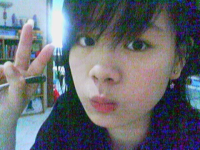 Face behide the sprite~ Start posting ur pics. Lols. Piccu072