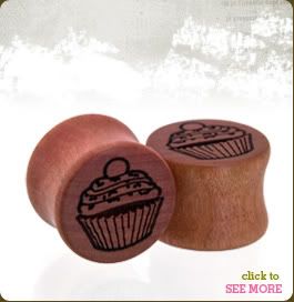 Megan likes to buy things, window shop and drool over stuff! Cupcakeplugs