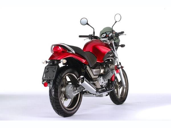 MOTO GUZZ  BREAVA 750 CC...HARiKA iTALYAN! Breva_10