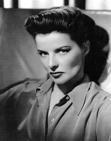 Les acteurs/actrices qui auraient pu jouer Lizzy/Darcy - Page 5 Katherinehepburn3