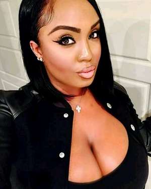 SCAMMER WITH PHOTOS OF LAYTON BENTON F6nvR0UkvmZgQJQeZly5hCe3u8xsiLYKVZPTZJROWudX_RnaMhg8OpfVnl0QP0sF