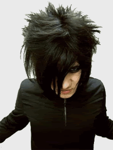 لاول مرة ..كل المعلومات عن جماعة الايمو Emo-boy-hair