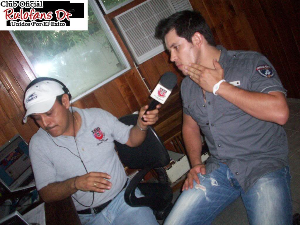 FOTOS DE RAUL SANDOVAL EN LA CABINA DE "RADIO KÑON 990" EN ALAMO VERACRUZ 100_5161