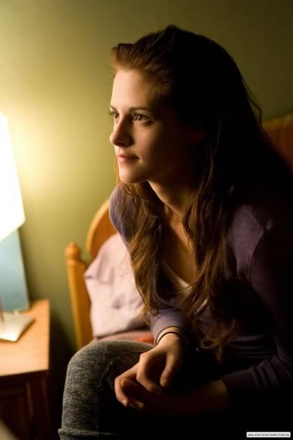 Breaking Dawn -  (Part 1) -     *spoiler thread!*   -  15 BD-stills-bella-swan-26991285-640-960