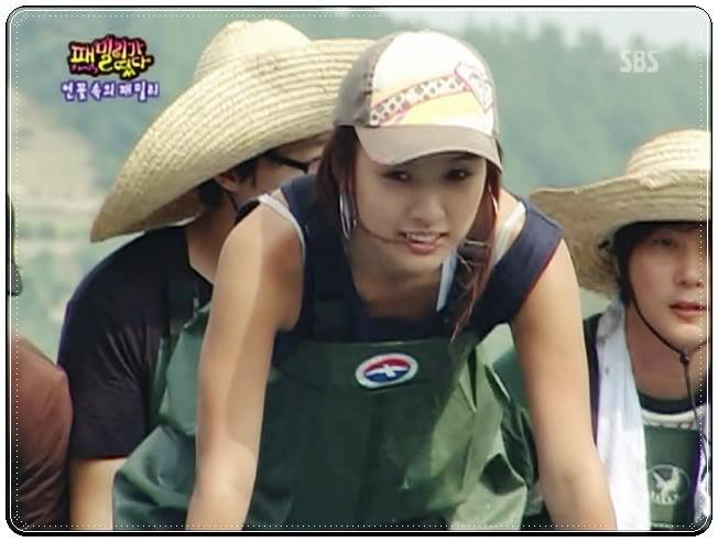 [Pics+Gifs] [Variety] Familly outing 1222625787_squfqlcdid_j_20080928_00