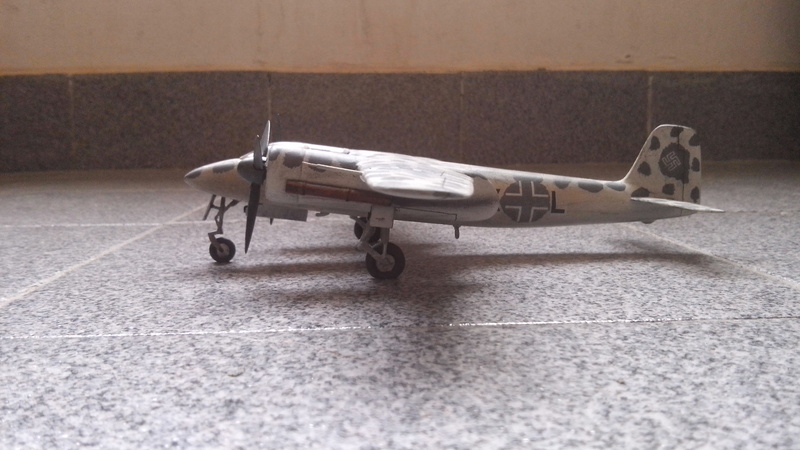 FOCKE WULF Ta-154 1/72 - Página 2 CAM00531_zps5dmop7zg