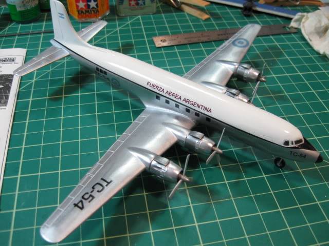 DC-6 Fuerza Aerea Argentina, Minicraft 1:144 DC-6030