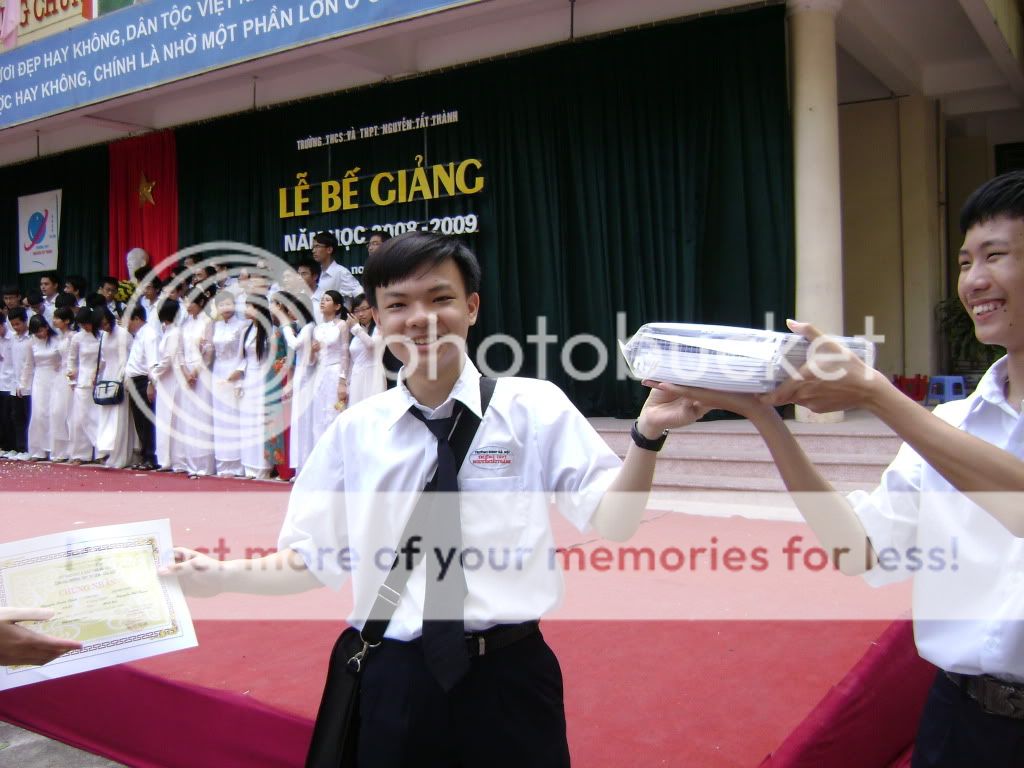 ảnh nóng !! ảnh nóg !!! vừa thổi vừa xem :D (bế giảng) DSC02832