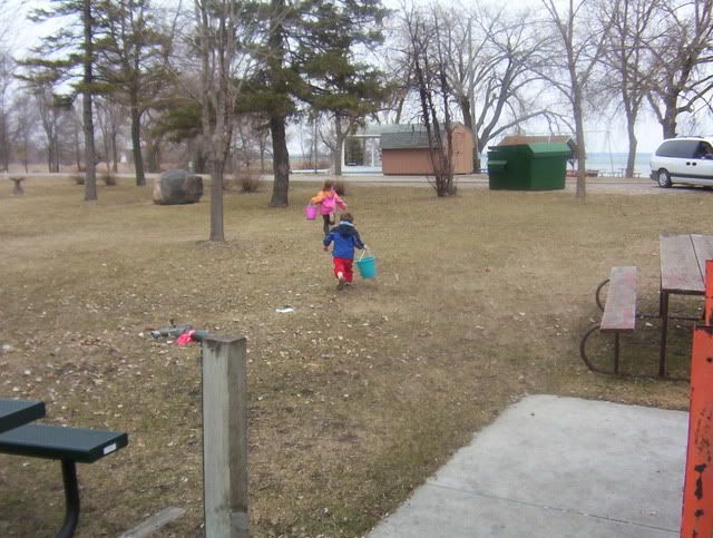 Easter Egg Hunt 100_4832