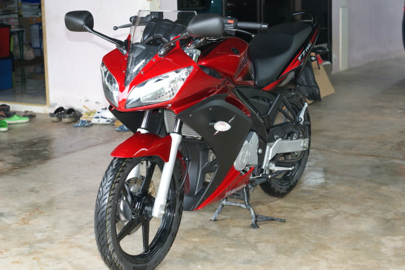 northern fzian: amin blazing red yzf-fzr150i DSC03930