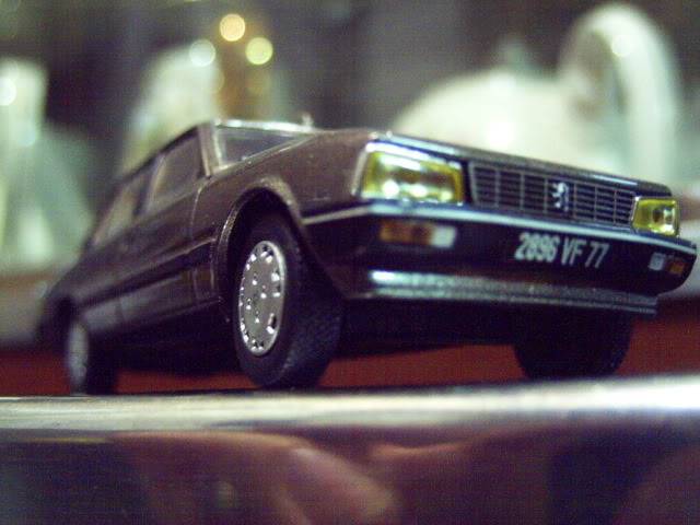 Peugeot 505 - Ixo Models 1:43 33460263