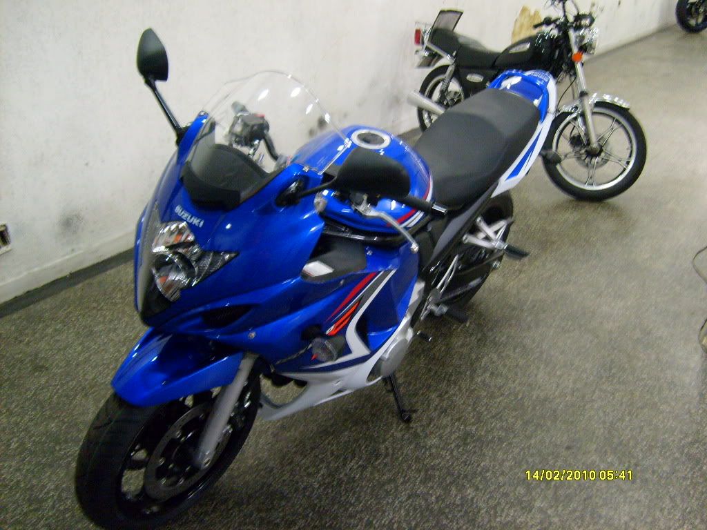 Enfim chegou minha GSX650F!!!!!!! 017