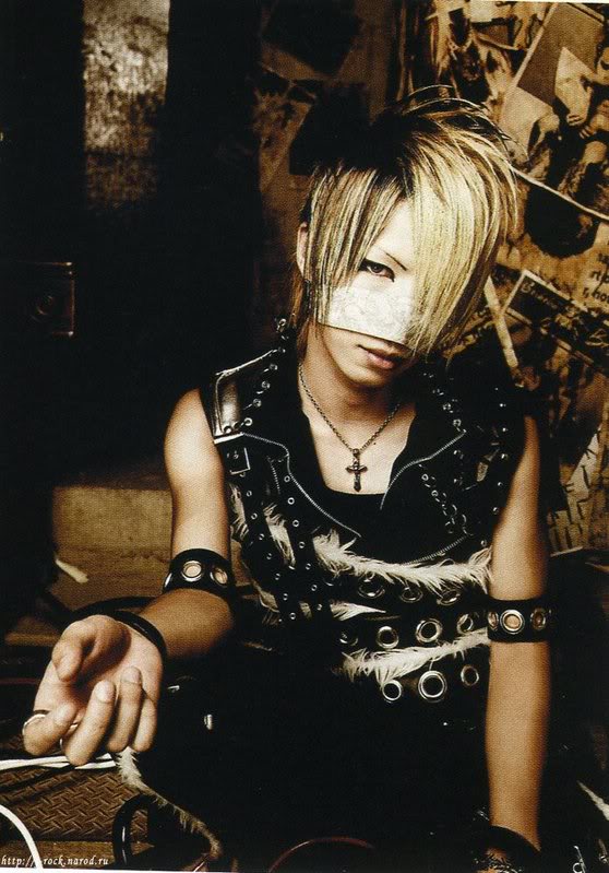 GazettE (Visual kei) - Pgina 15 Gazette612