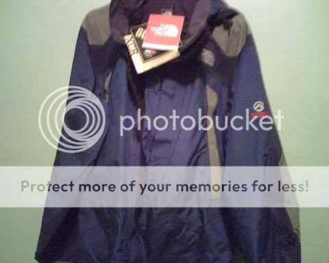 NOT CAR RELATED: NORTH FACE JACKET. . . .cheaps. . 44ec3e1a13cf