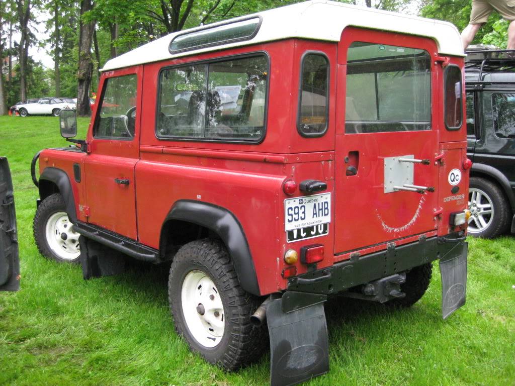 plusieurs - Plusieurs photos : Land Rover (1948-present) 2011beaconsfieldbritishcarday038