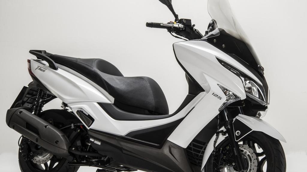 Kymco apresenta a XTown 300i e 125i 510539-16x9-lg_zpsjqerdjei