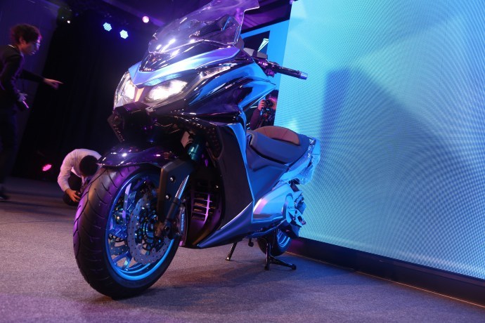 Novidades da KYMCO para 2016 IMG_0332_zpsokj4lx1w