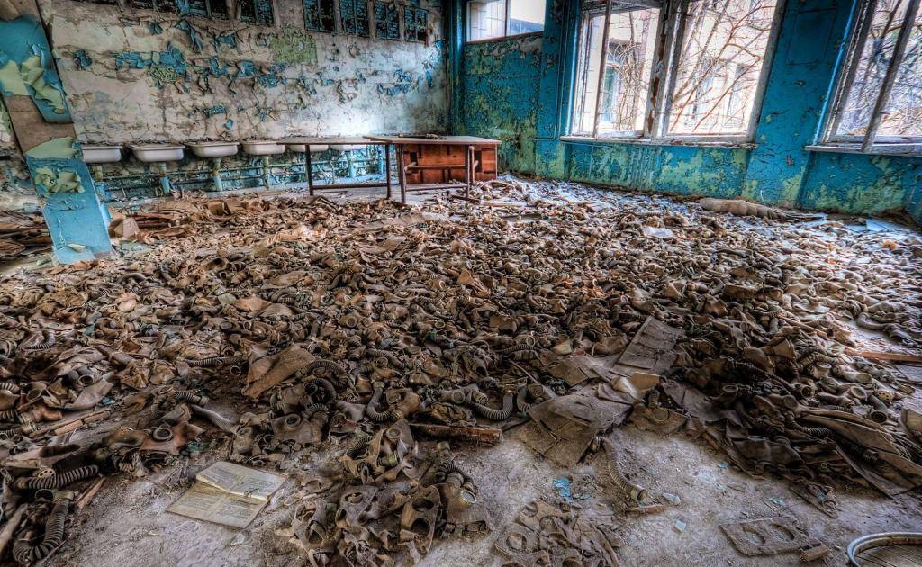 akoy: a chernobyl classroom-3d-final  ZGFWi