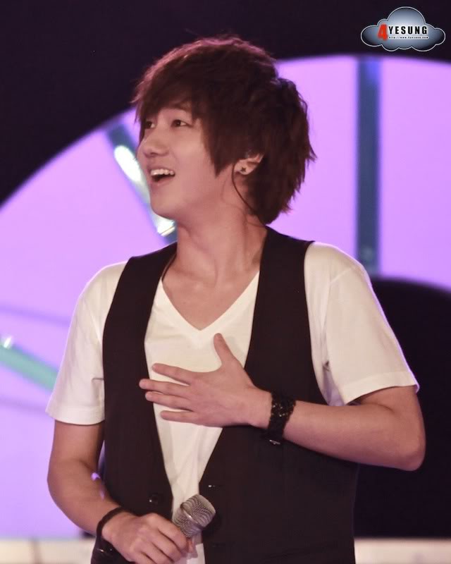 [FANTAKE] 01.06.11 Yesung@Busan Family Concert 6c107b084c7107433b29359