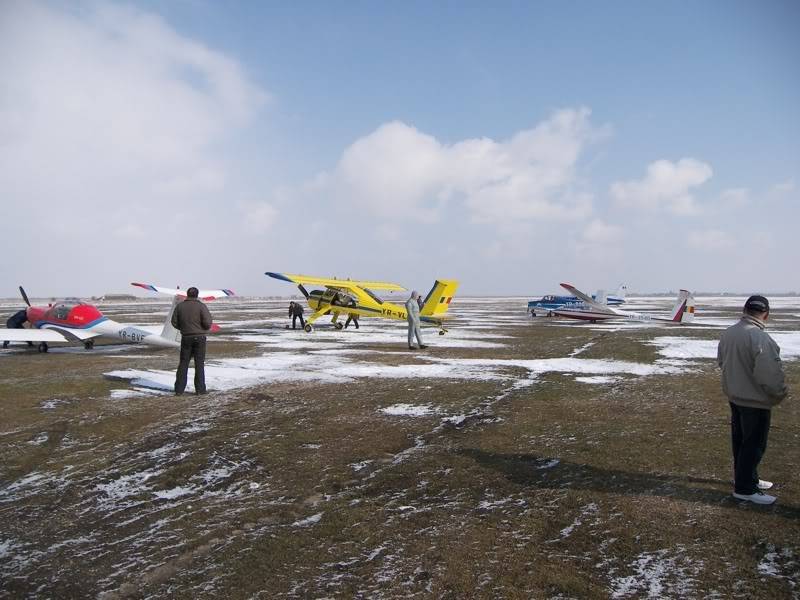 Brasov - Aerodromul Ghimbav - Pagina 2 7032010-4