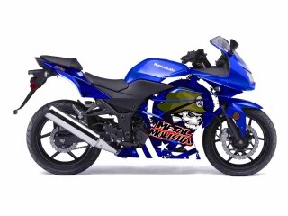 ██ GraphiX Kit Ninja 250 ██ - Page 2 Kawasaki-Ninja250MetalMulishaBlue