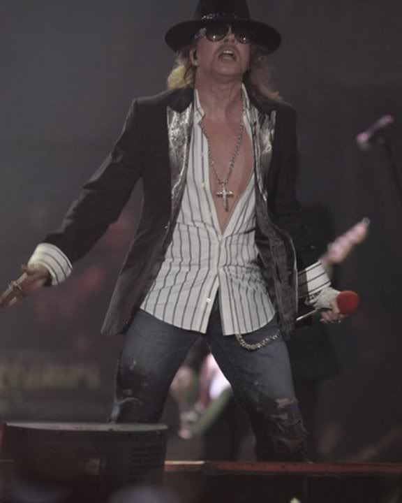 [FOTOS] W. Axl Rose (fundador, lider, alma, esencia y Seor de Guns N' Roses) (2) - Pgina 26 15004_378949301874_195718696874_410