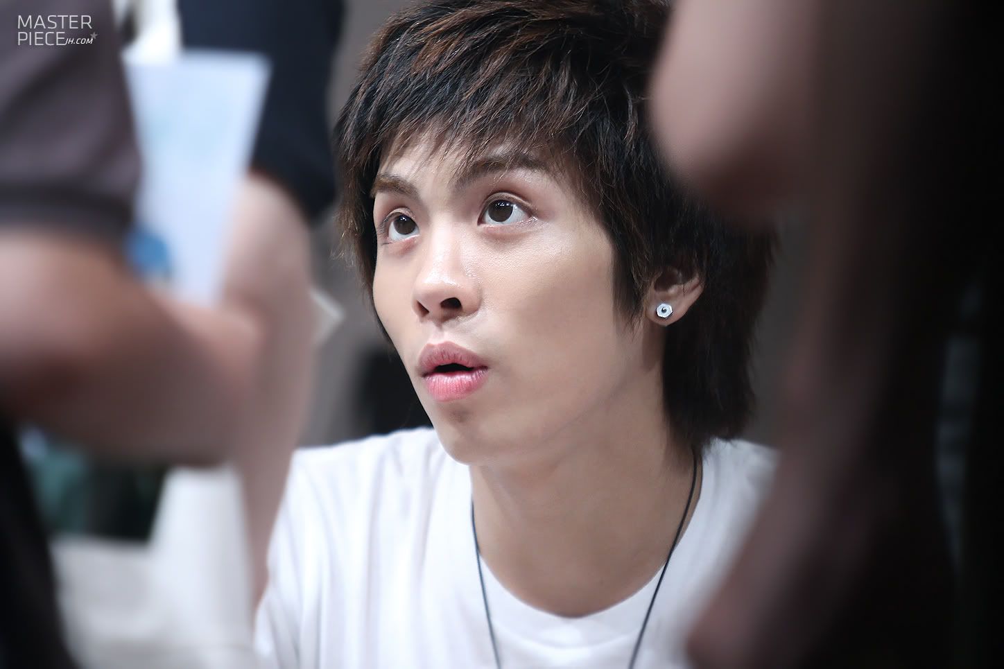 [Pic][17-8-2010] SHINee at Mexicana Fansigning  [ có thể đầu độc một sô ng` ] F0056733_4c63fdf83869a