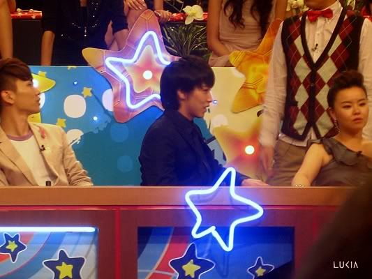  [Pic][19-9-2010]Key recording SBS-TV Chuseok Special Star Real  0917star12