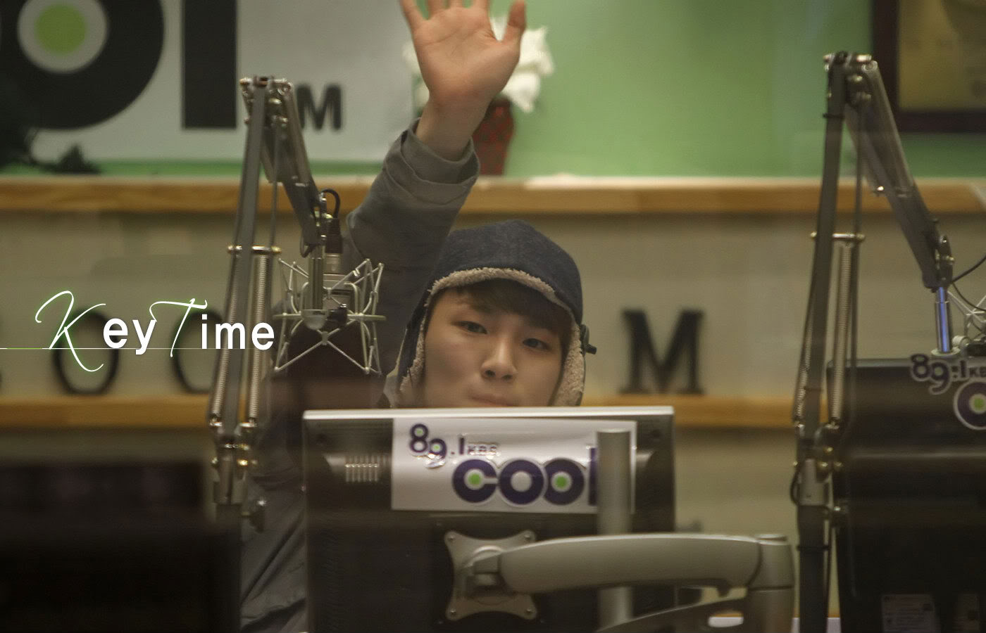 [110129][Fan Photo] Key at Sukira 110127 2f1122343130576a5ab5f55c