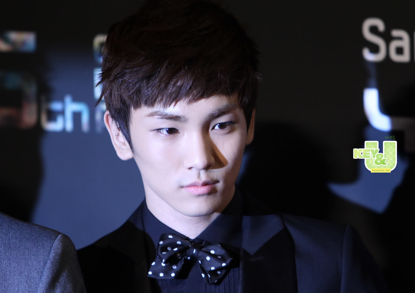 101209 Key @ Golden Disk Awards D0068095_4d0103f5cb7fb