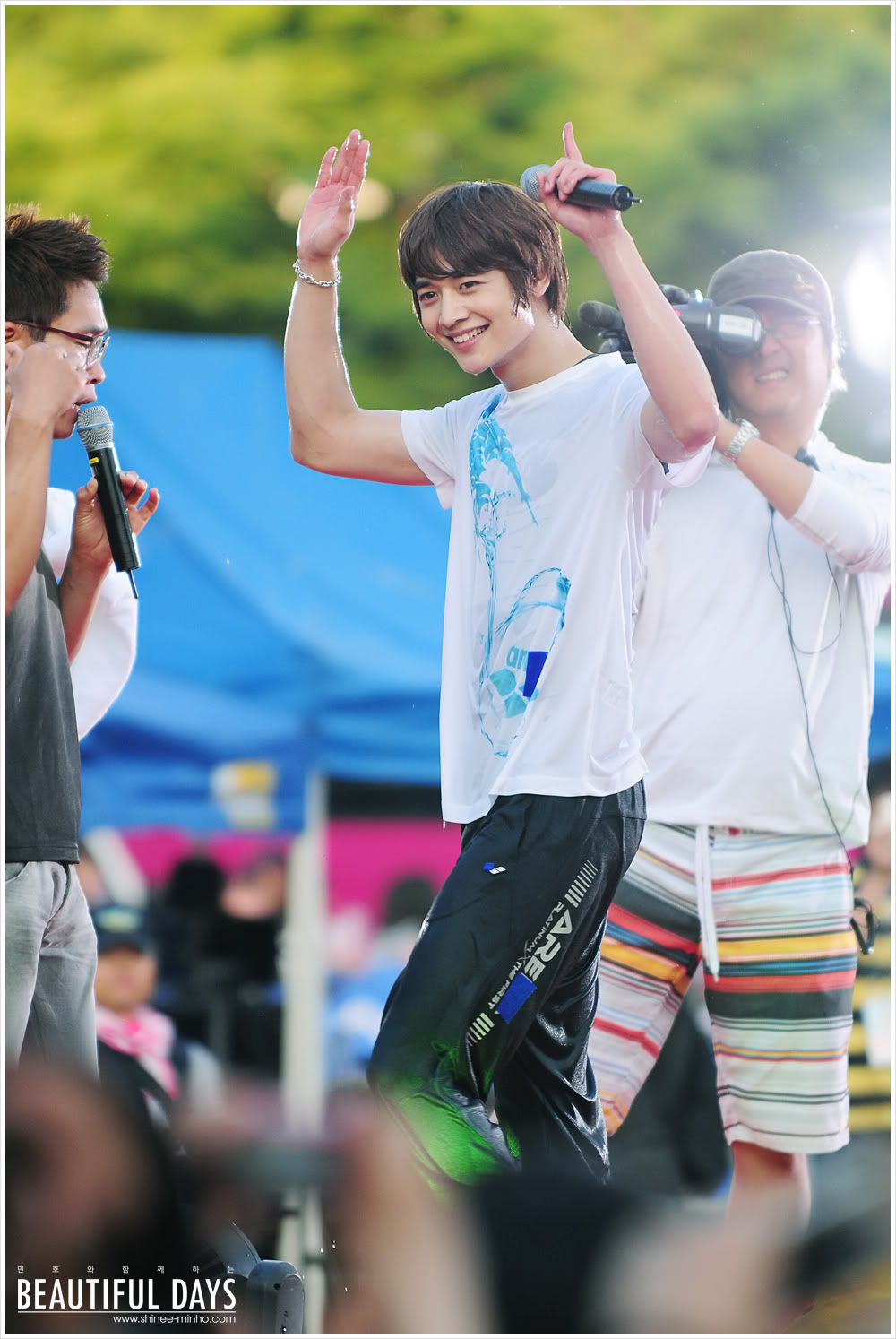 Taemin and Minho @Dream Team 2 Recording [110605] 1307351191_11060520