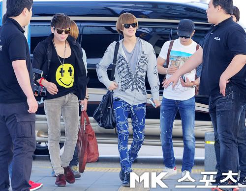 180512 SHINee partiendo a LA 20120518_1337339298