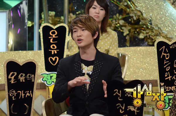 18.03.11 - Onew à Strong Heart.  Img0404_20110320041305_5