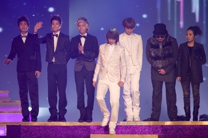 091230 SHINee @ KBS Gayo Daejun 1c5d57dffc30bdde76c638d9