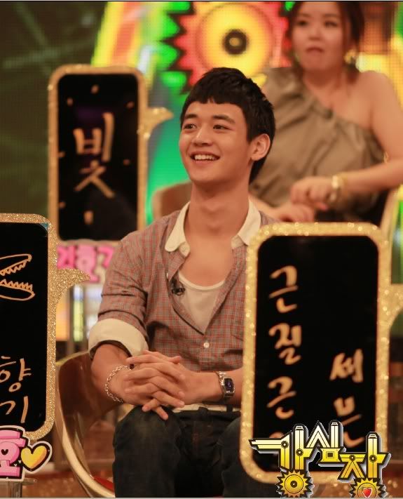 [Pic][30-8-2010]  Minho and Key Recording Strong Heart 110E78274C7A5858957E80