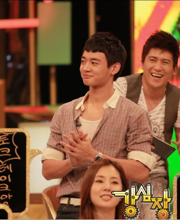 [Pic][30-8-2010]  Minho and Key Recording Strong Heart 191962274C7A585C4534C0