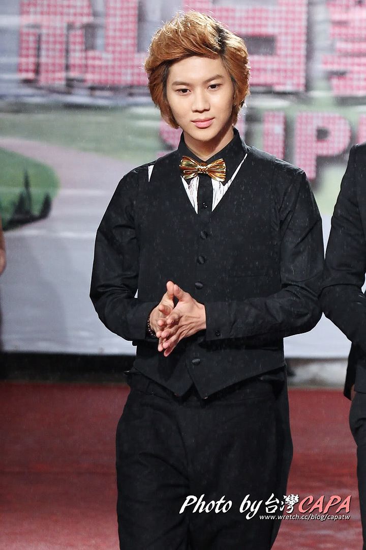 Taem at Super Star Chinese New Year Special Recording 110110 5345311619_d4d5b85938_o