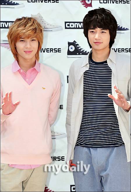 Minho & Taemin @ Converse’s “Moving Custom Studio” [110412] 201104121517551117_1