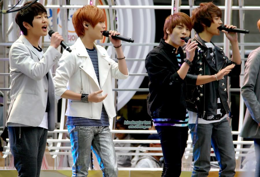 SHINee @SBS Children’s Special Day HopeTV 24 [110506] ESAM_3467