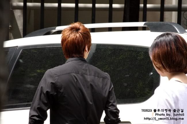 Jonghyun Recording Immortal Song 2 [110523] IMG_1043